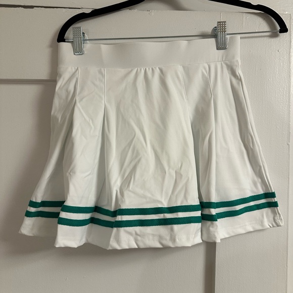 White Pleated Skirt with Green Stripes (Size L) • tennis • golf • pickleball - Picture 4 of 5